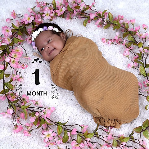 baby niece first month
