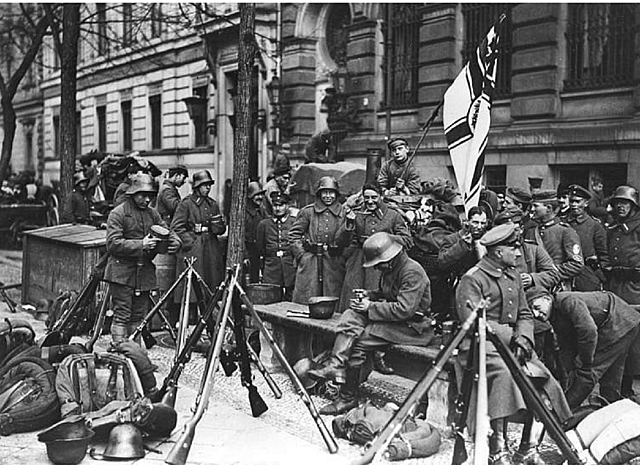Freikorps (República Weimar)