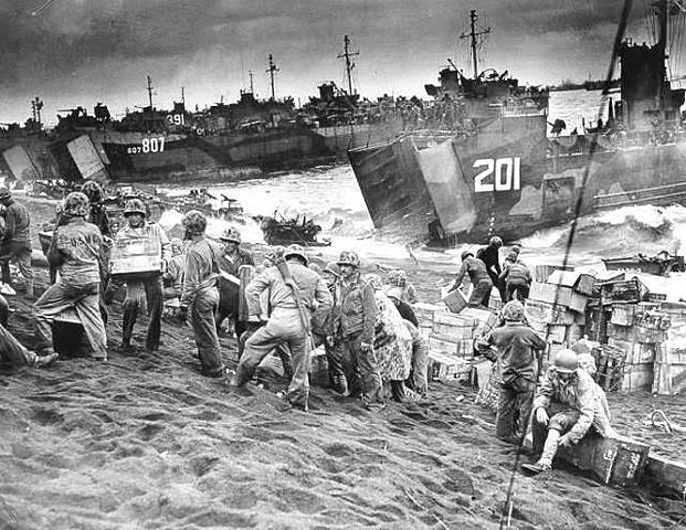 Los aliados derrotan a Alemania en la batalla de Normandía.