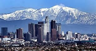 Los Ángeles se convierte oficialmente en una ciudad.