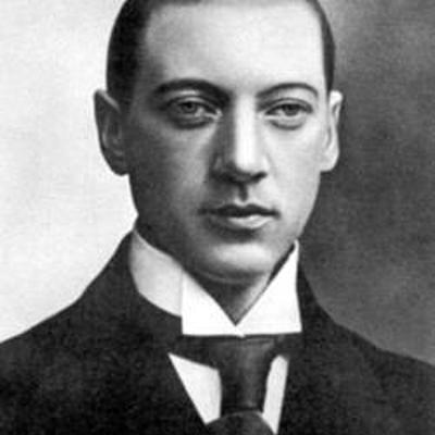 Timeline: Биография Николая Степановича Гумилёва