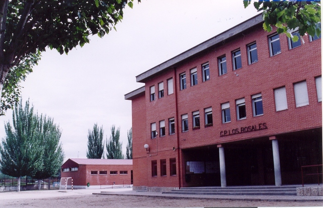ME CAMBIÉ AL COLEGIO LOS ROSALES
