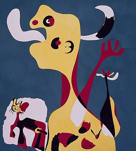 Mujer y perro delante de la luna