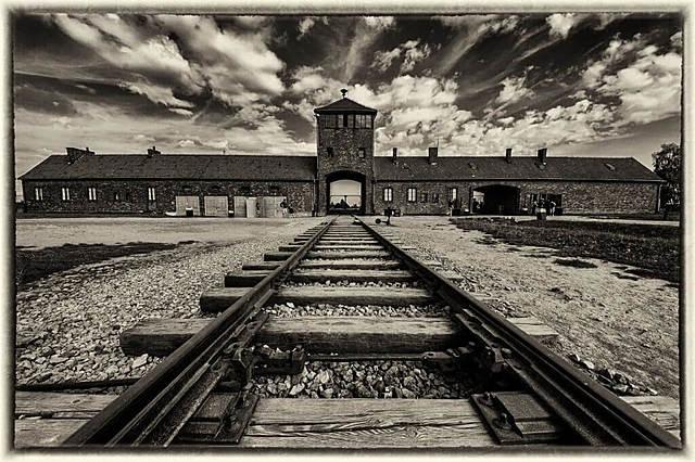 Se establece el campo de Auschwitch