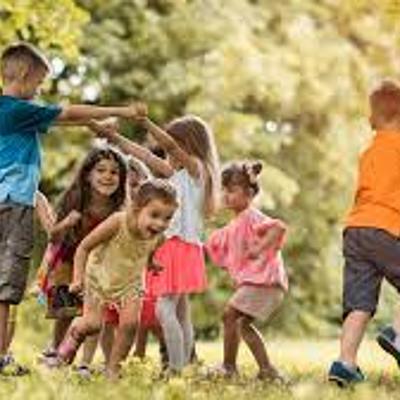 Timeline: INFANCIA Y ADOLESCENCIA EN EL TIEMPO