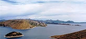 Su asentamiento en Perú