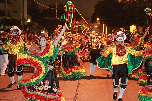 SEXTO PERIODO- DÉCADA DEL  ’90- “De los nuevos paradigmas”