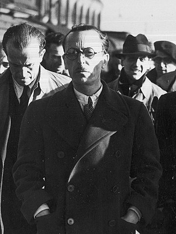 Marzo de 1939	El coronel Casado encabeza el organismo republicano que sustituye a Negrín con el objeto de alcanzar una paz honrosa (golpe de estado en Madrid).