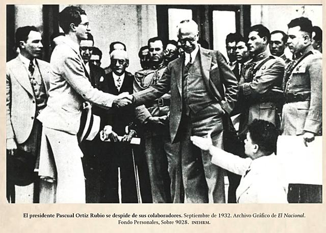 Ortiz Rubio renuncia a la presidencia