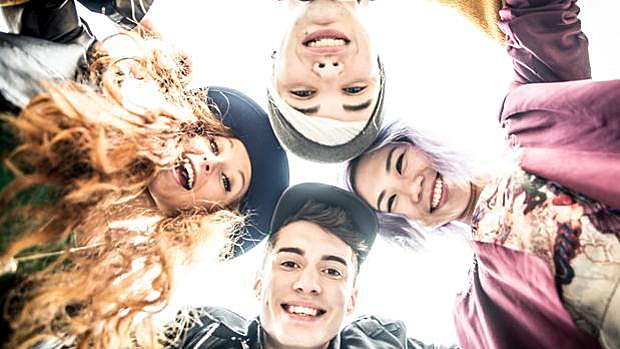 ADOLESCENCIA EN LA EDAD CONTEMPORANEA