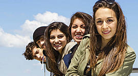 Timeline: LA INFANCIA Y LA ADOLESCENCIA EN LAS DIFERENTES EPOCAS