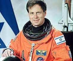 אילן רמון נהרג בחלל