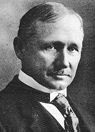 Aparecen las teorías sobre la administración científica.