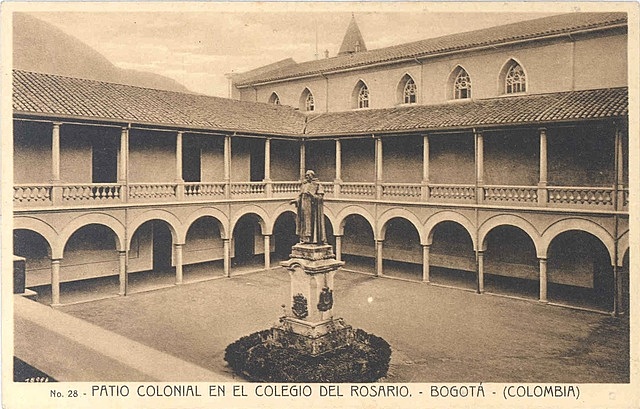 Durante la guerra civil el Claustro del Rosario se convirtió en carcel