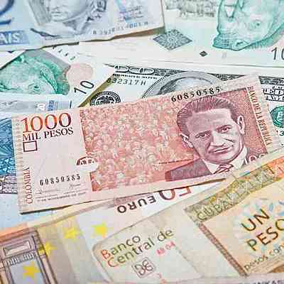 Timeline: Moneda En Colombia