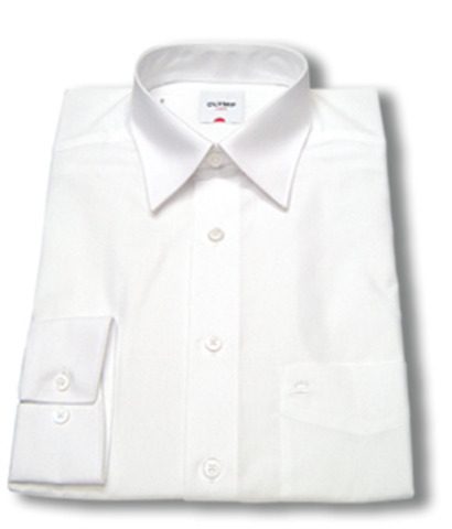 Vladek gets a clean shirt