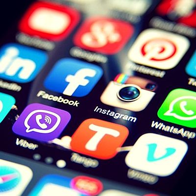 Timeline: Progreso De Las Redes Sociales