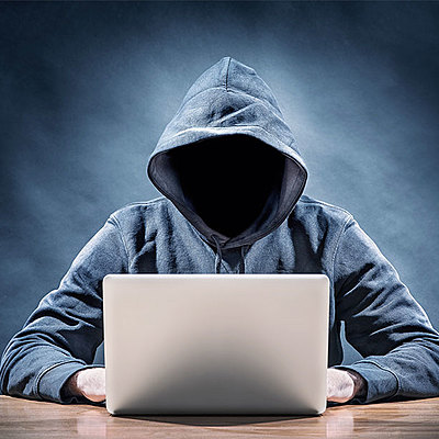 Timeline: Peligros en las Redes