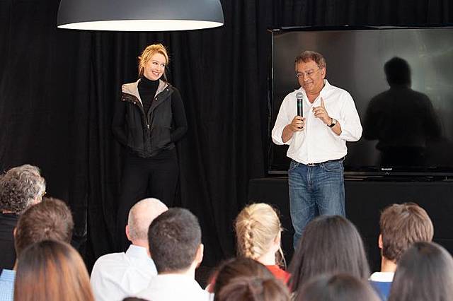 Elizabeth Meets Sunny** Summer 2002