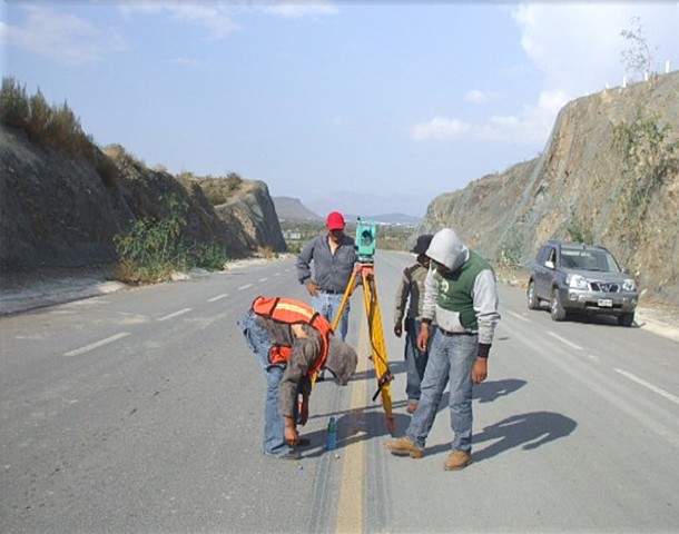 SECRETARIA DE COMUNICACIONES Y TRANSPORTES
