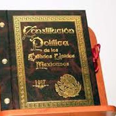 Timeline: Etapas de creación, desarrollo y consolidación de nuestra constitución.