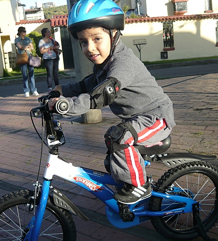 Aprendo a montar en bicicleta
