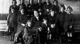 Timeline: LÍNEA DEL TIEMPO EL DOCENTE EN LA HISTORIA DE MÉXICO