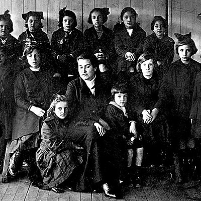 Timeline: LÍNEA DEL TIEMPO EL DOCENTE EN LA HISTORIA DE MÉXICO