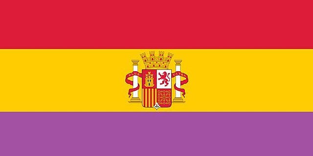 Disposiciones más importantes del texto constitucional fueron: