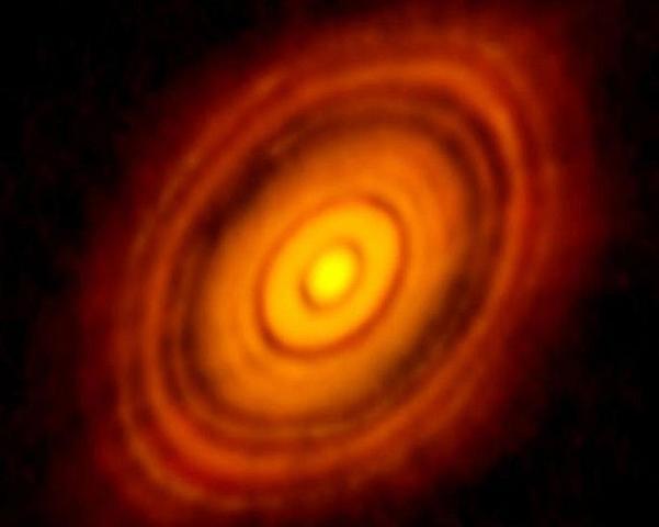 Nacimiento de un planeta. (Astronomía)