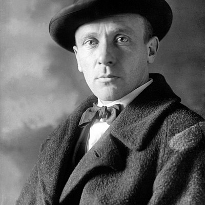 Timeline: Михаил Афонасьевич Булгаков