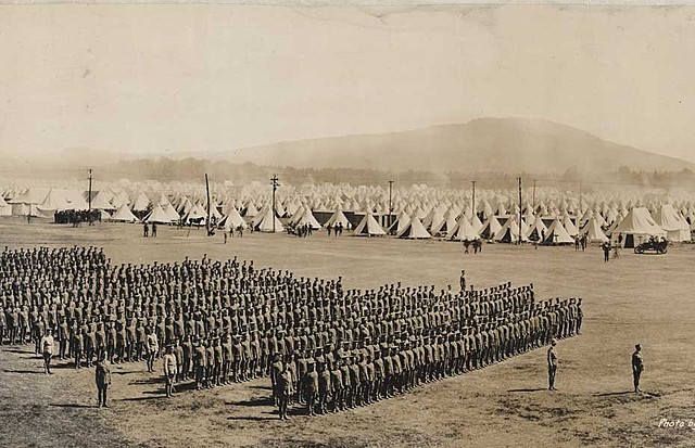 The First CEF Soldiers Arrive at Britain