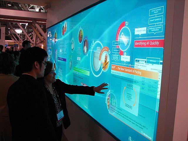 Aparece el Touch Wall (Pared digital)