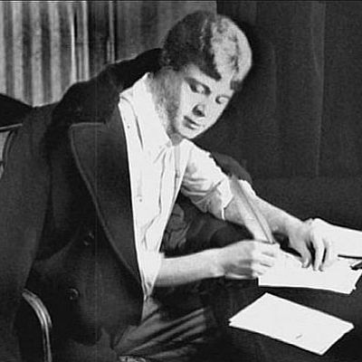 Timeline: Сергей Есенин