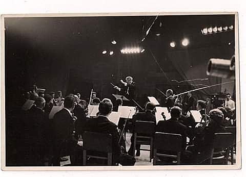 TRANSMISIÓN A CONTROL REMOTO