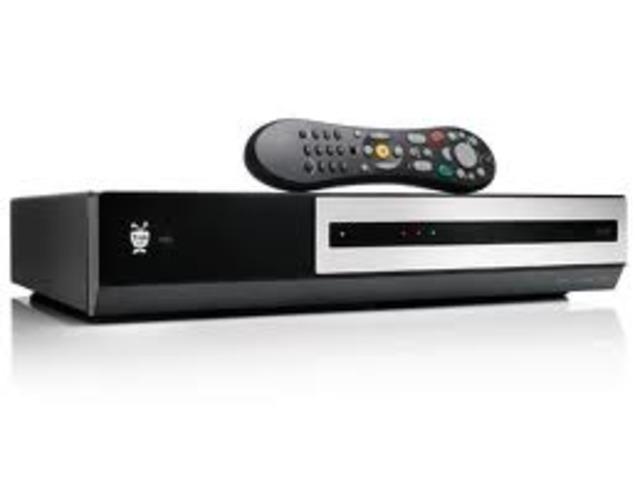 Mike Ramsay and Jim Barton invent TIVo