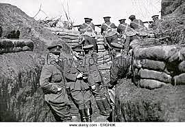 Allied troops land at Salonika