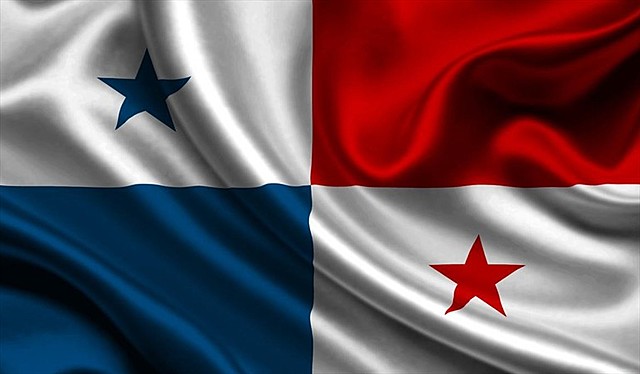 Operación militar relámpago contra Panamá.