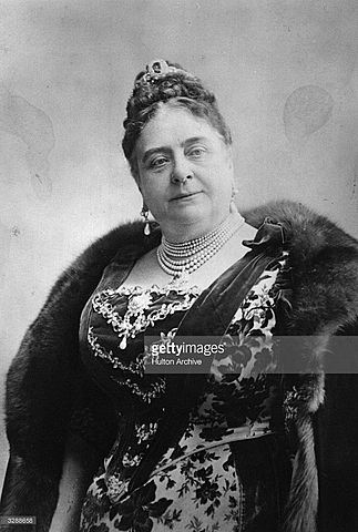 XIX. mendea amaitu arte.