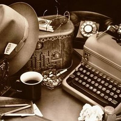 Timeline: Periodismo ¿oficio o profesión? Un viaje por el tiempo. Por: Yhesica Cano Bedoya