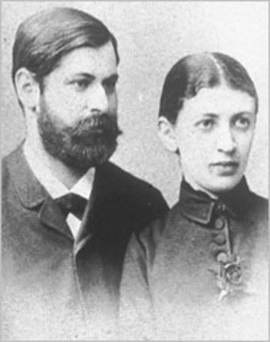 Freud married Martha Bernays and opened private practice