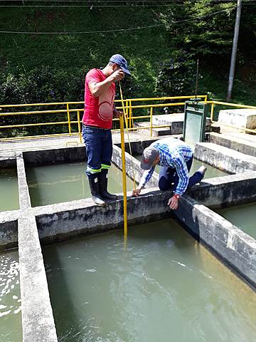 Reunión con el equipo CINARA en la  PTAP el Arroyo EMQUILICHAO ESP en el marco del  Componente Técnico.
