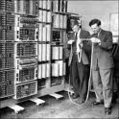 the first the first transistor computer