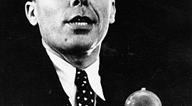 Timeline: Эммануэль Мунье