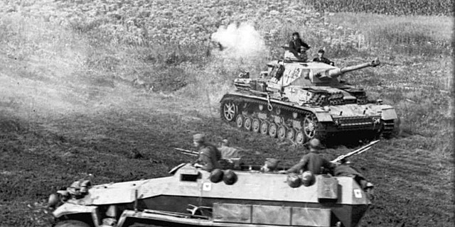 Las fuerzas sovieticas lanzan una ofensiva aplastante