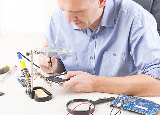 Empezar a trabajar y mientras curso la Universidad