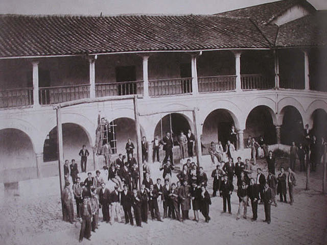 Fundación del Colegio Mayor de Nuestra Señora del Rosario