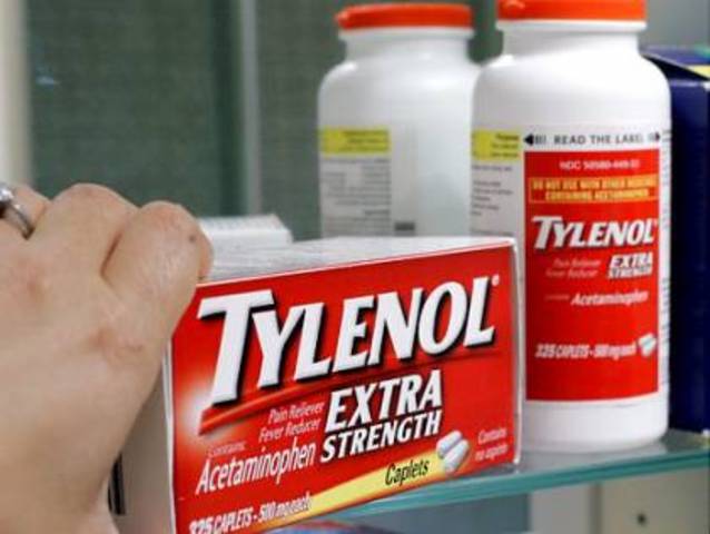 Burke ofrecio la primera de tres conferencias de prensa