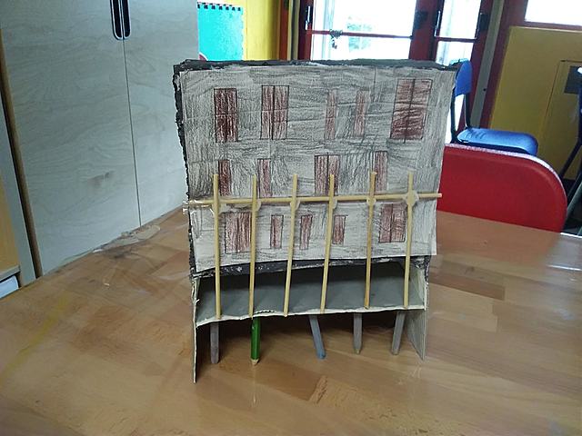 Team 4 Portogaribaldi work on Reunion Island Library