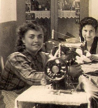 Rosario s'ensenya a aparar i treballa també en el camp